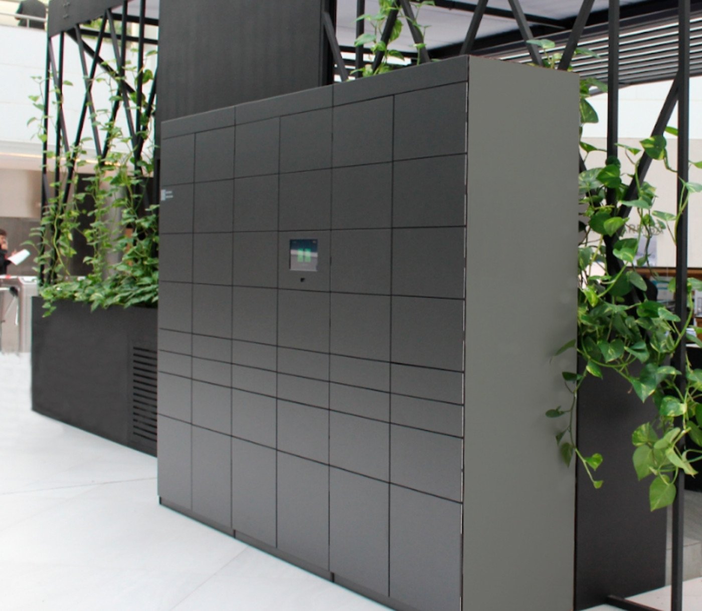 Soluciones-equipamiento-tecnologia-punto-venta-kioscos-reciclador-efectivo-mobiliario-carteleria